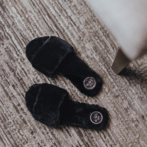 Averie Fur Slide