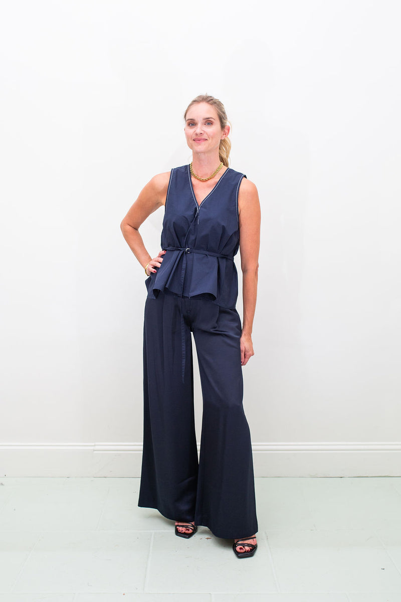 Neve Mid-Waisted Wideleg Trouser