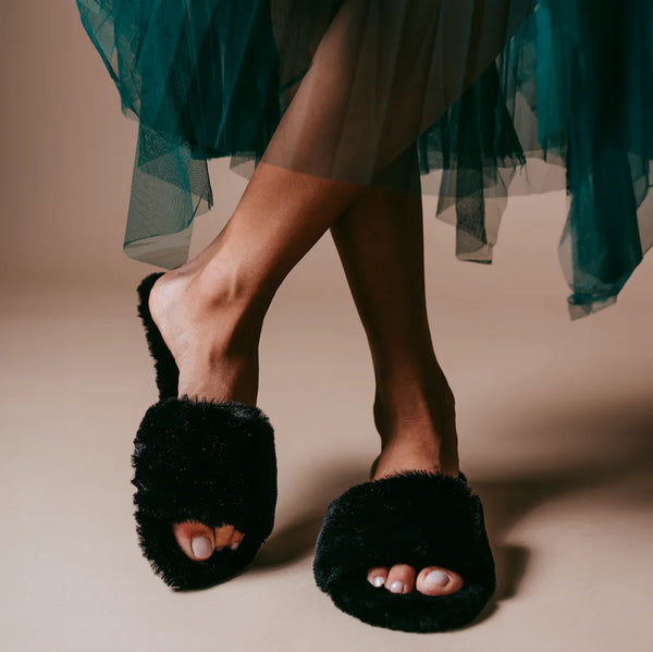 Averie Fur Slide