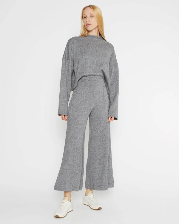 Cropped Sweater in Heather Grey